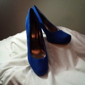 Madden Girl blue suede heels, size 9